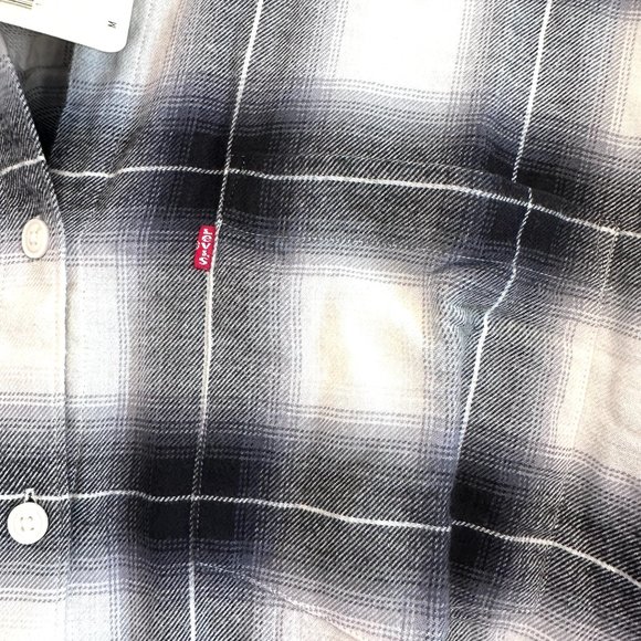 Levi's NWT $60 Caviar Plaid Pocket Kenna Button Up Flannel Top Women's M… - Picture 8 of 9